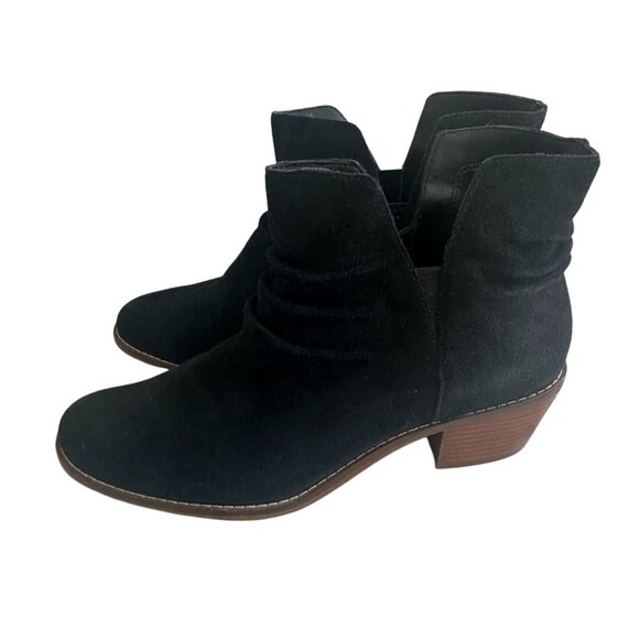 COLE HAAN Black Suede Ankle Booties Boots Size 6.5 - Picture 2 of 8